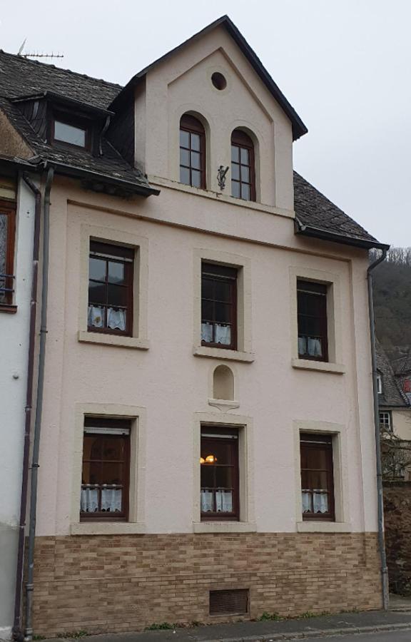 Ferienhaus Moselkern - Bis 8 Personen - Tiere Erl. - Blick Auf Die Mosel Vila Exterior foto